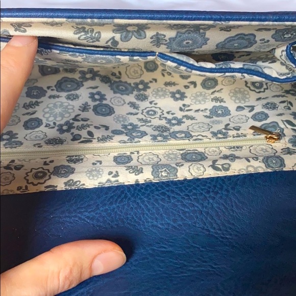 Navy Envelope Clutch - Picture 6 of 9